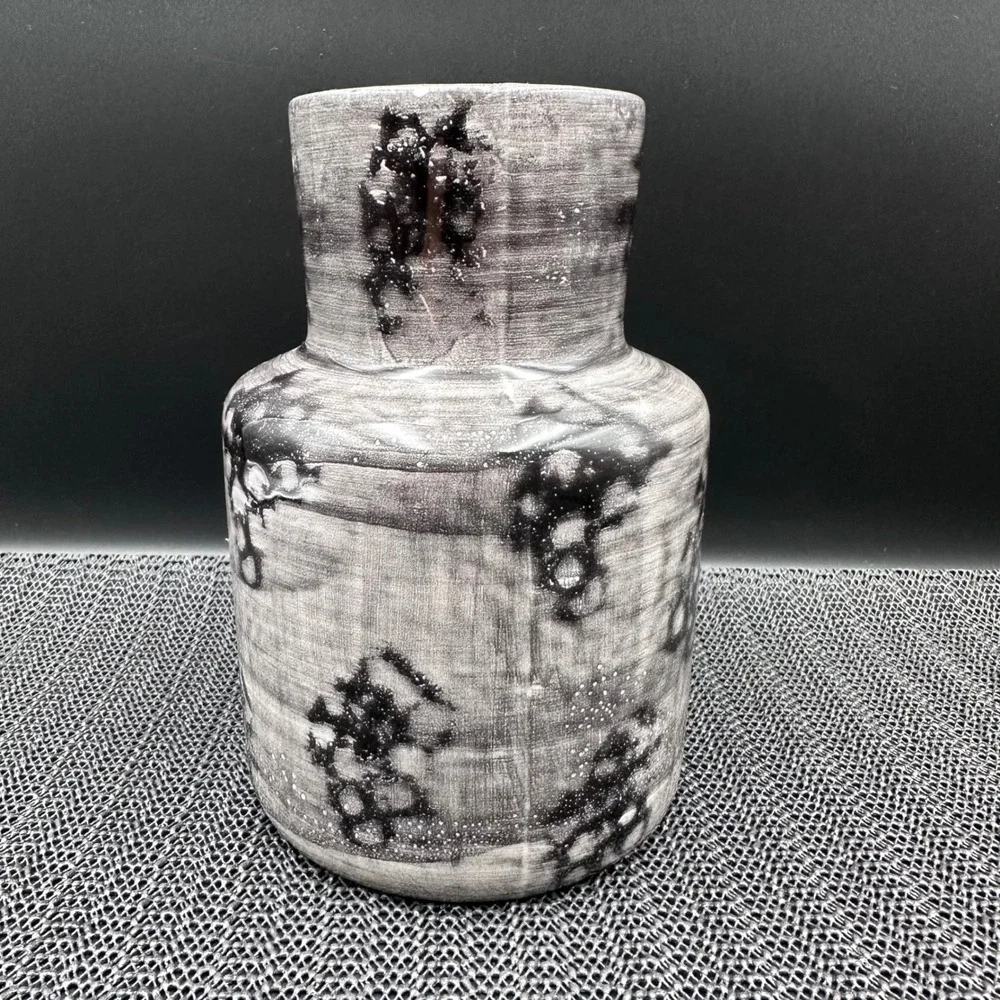 Made For Retail Ceramic Vase Black White Glaze Abstract Decor 7in 234-25-9913